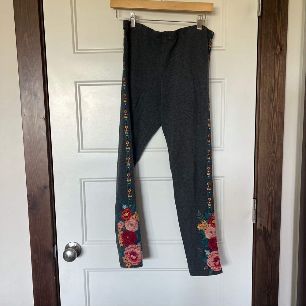 Johnny Was Embroidered leggings